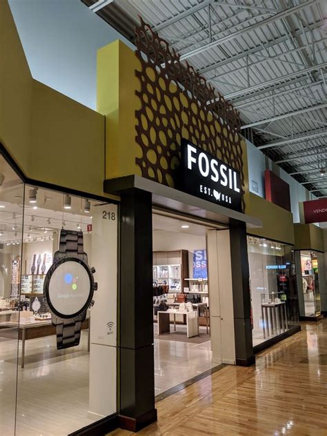 fossil watch store vaughan mills.